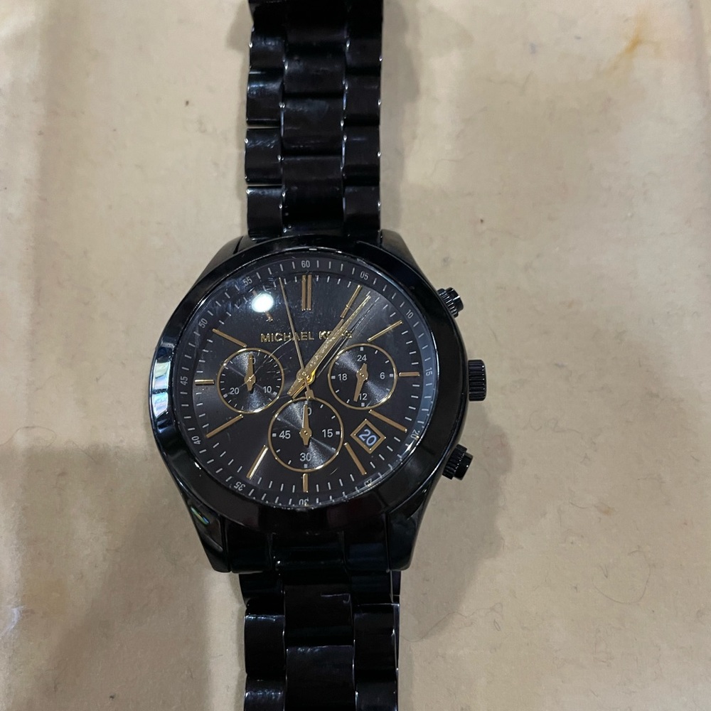 Michael Kors Oversized stainless steel black quartz/chronograph watch